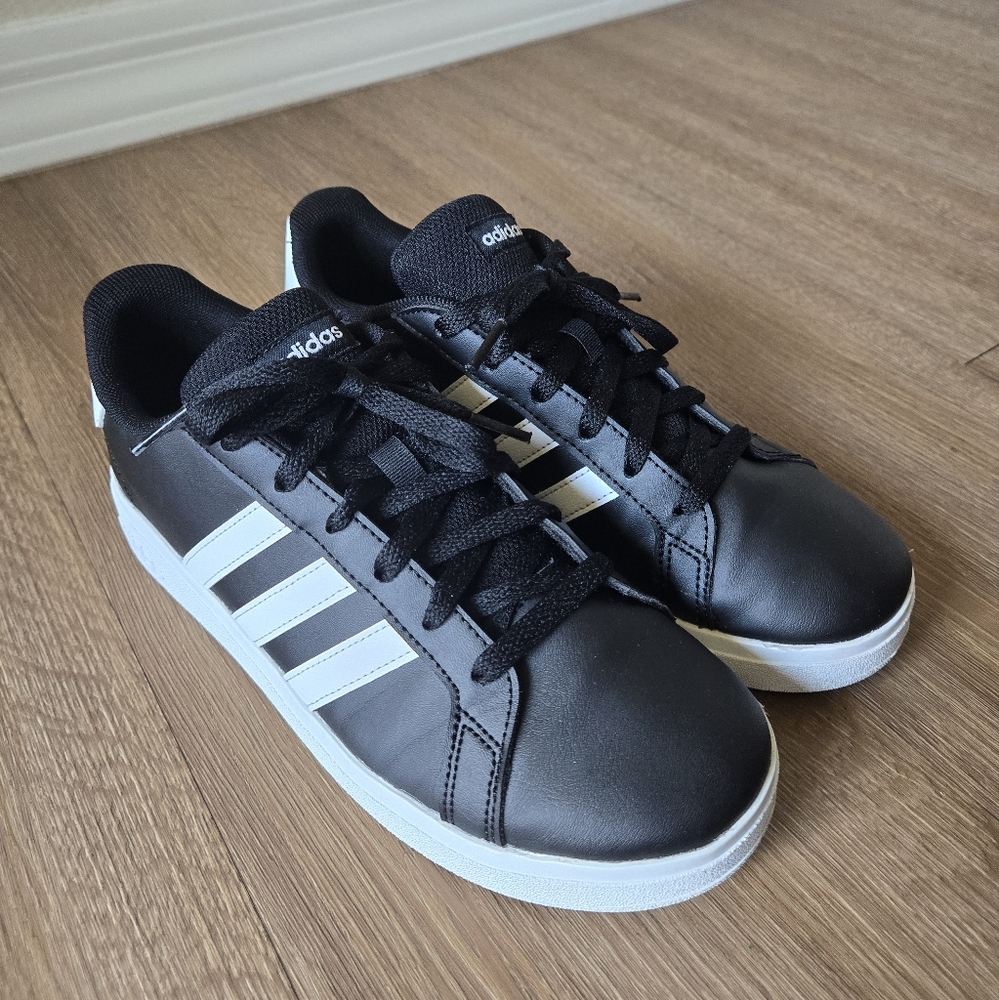 Adidas Grand Court Women's Sz 7.5